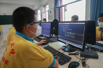 张家口启臻奥赛社团 培优促尖，专注计算机信息科技开发